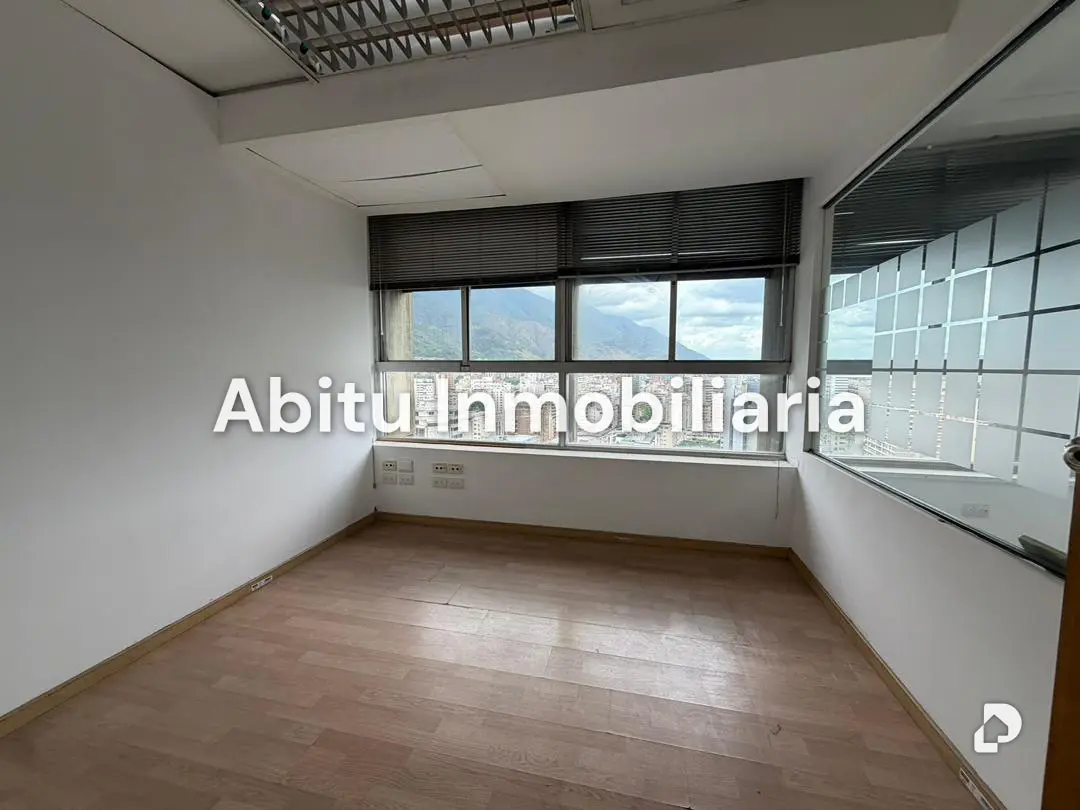 Oficina en Altamira, Caracas – 3
