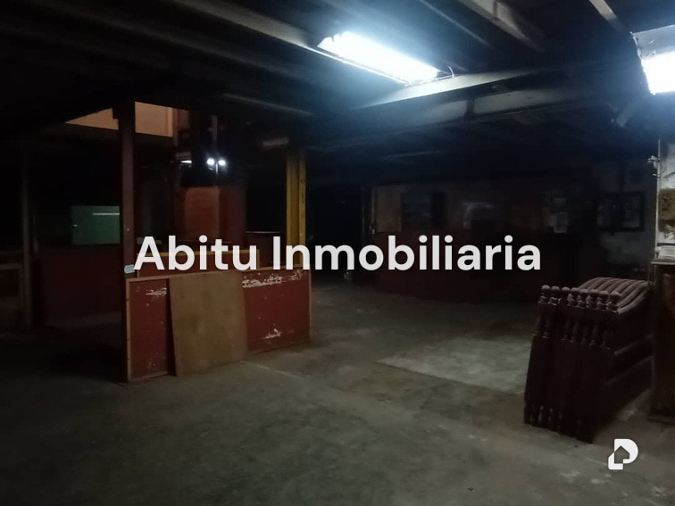 Building in Boleíta Sur, Caracas – 10