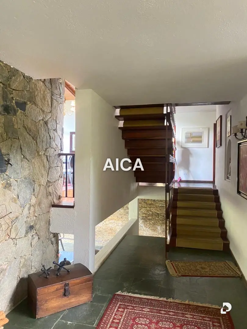 Casa en La Boyera, Caracas – 10