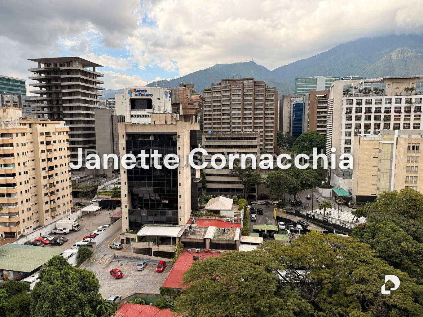 Apartamento en El Rosal, Caracas – 17