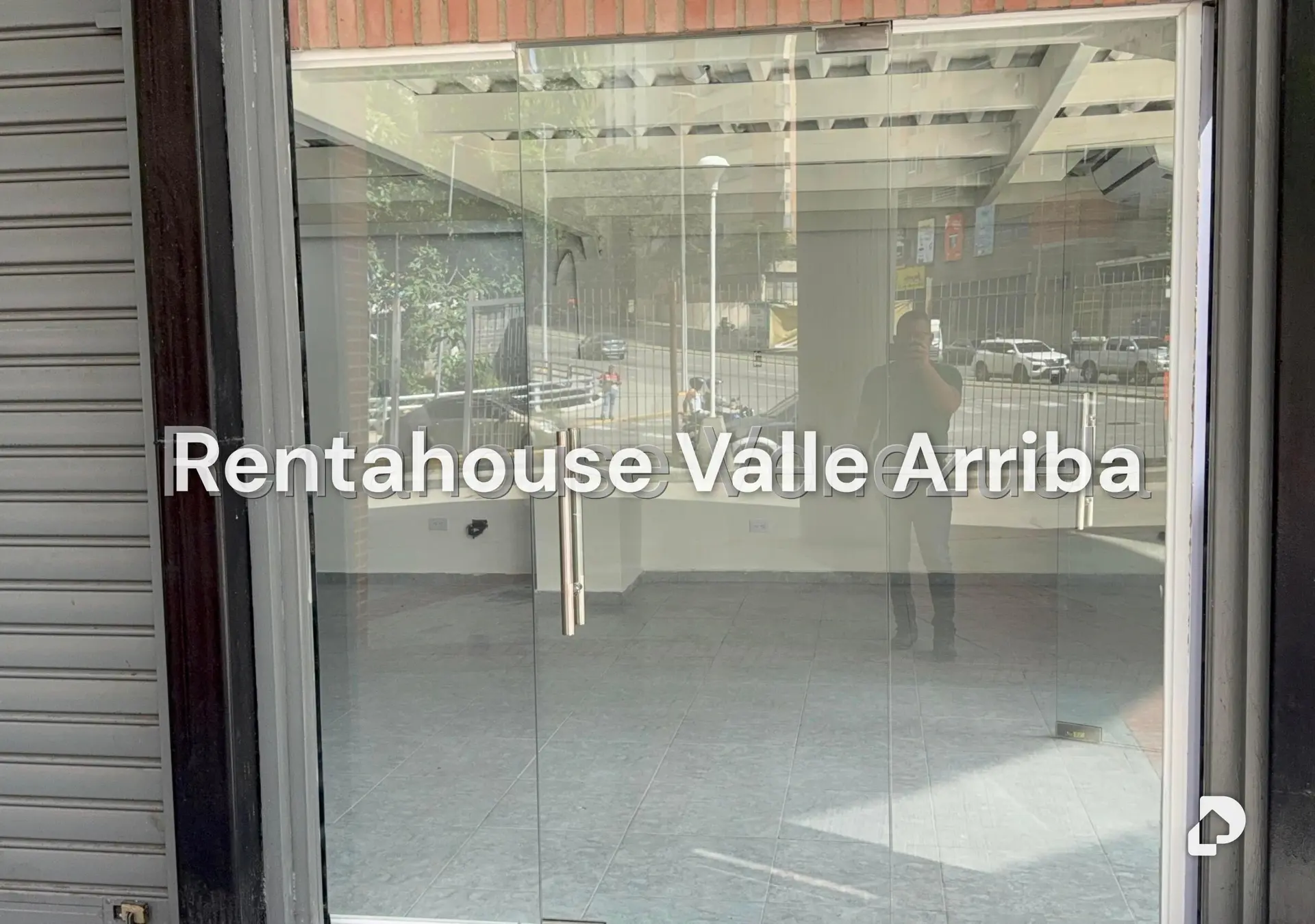 Local comercial en San Bernardino, Caracas – 4