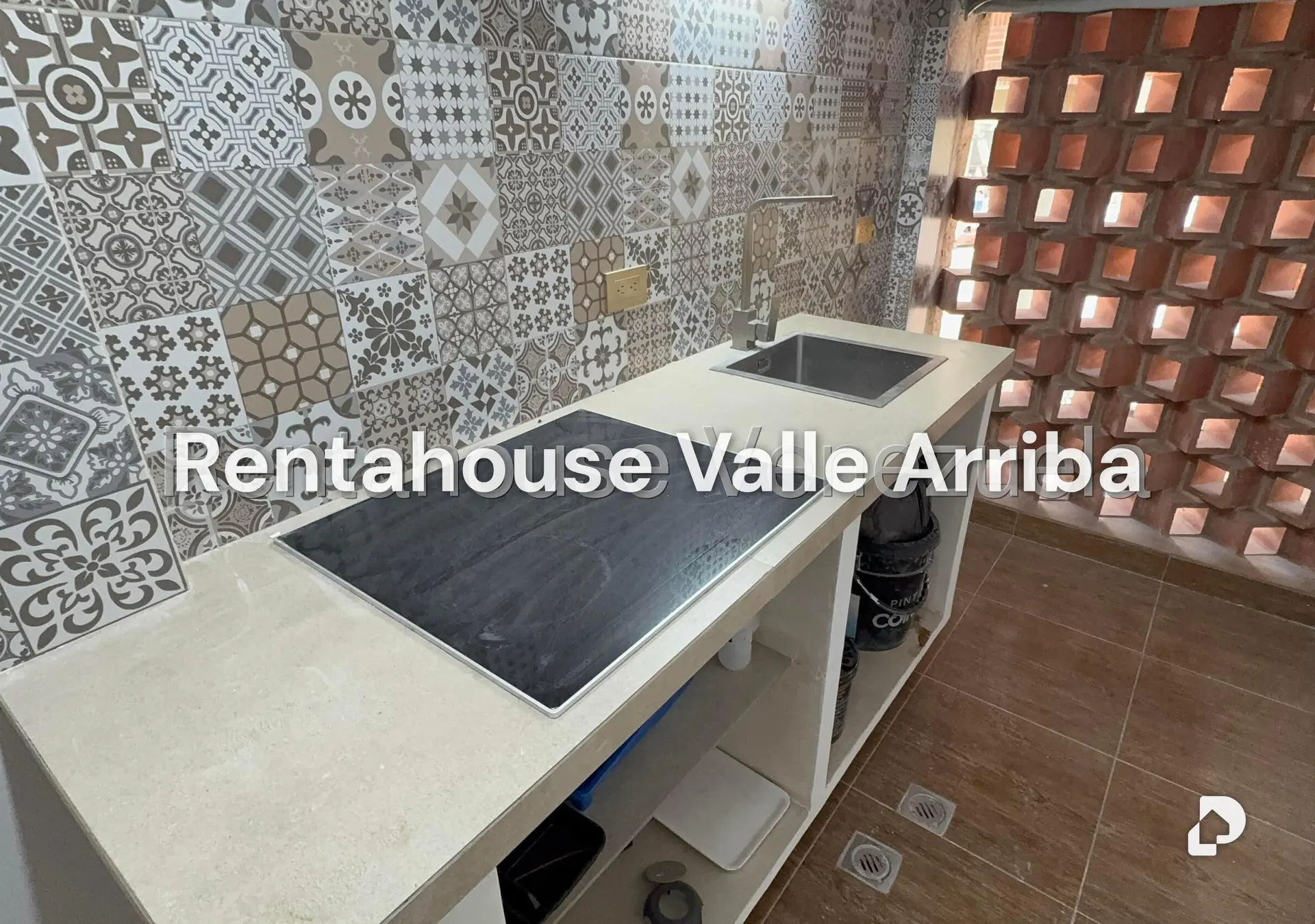 Local comercial en San Bernardino, Caracas – 23