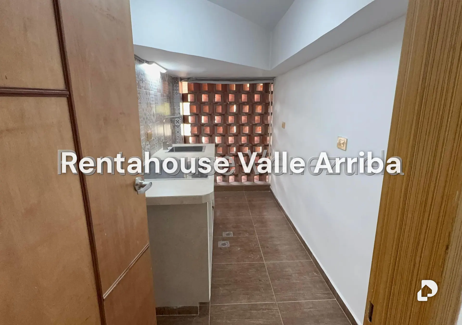Local comercial en San Bernardino, Caracas – 22