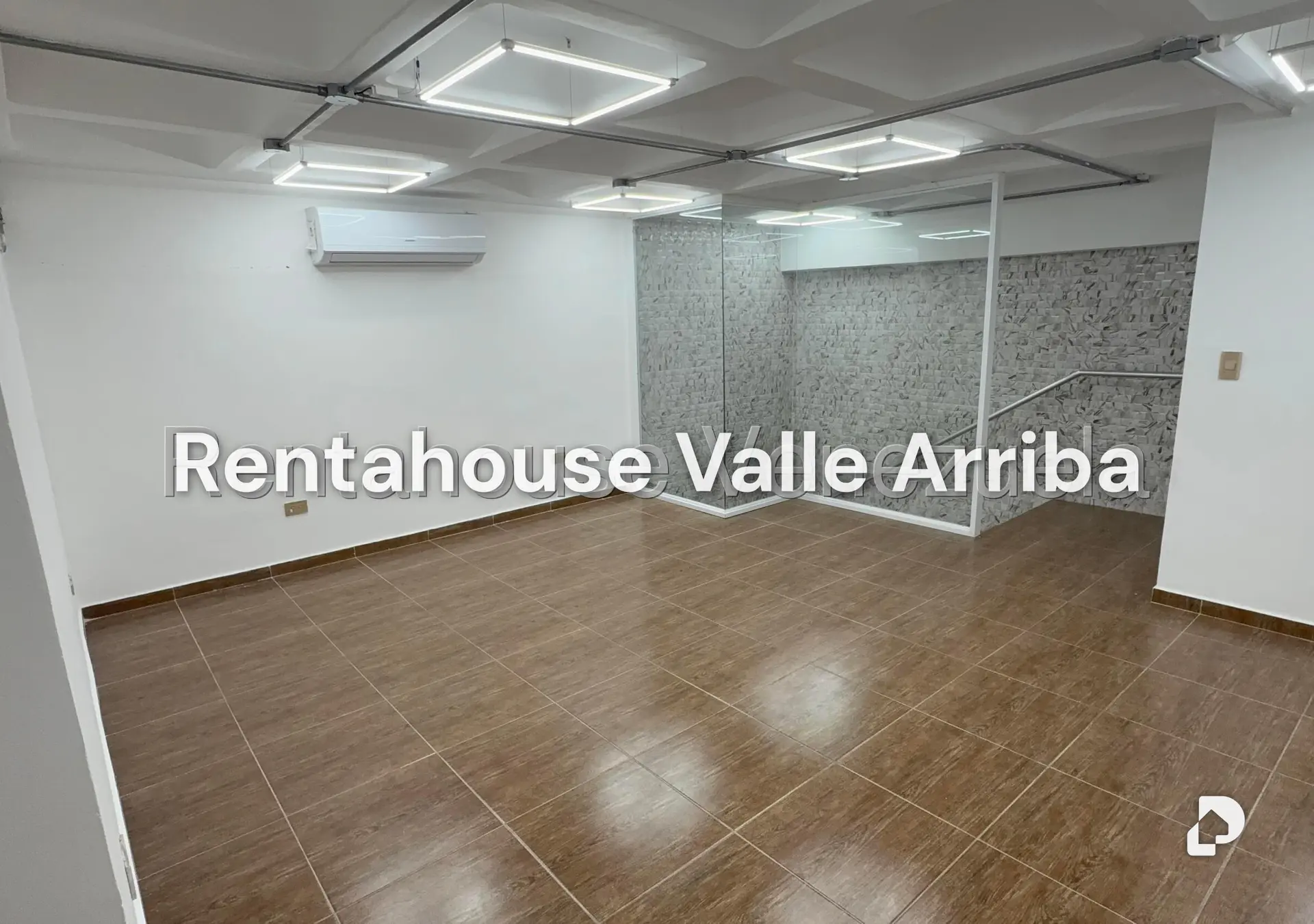 Local comercial en San Bernardino, Caracas – 28