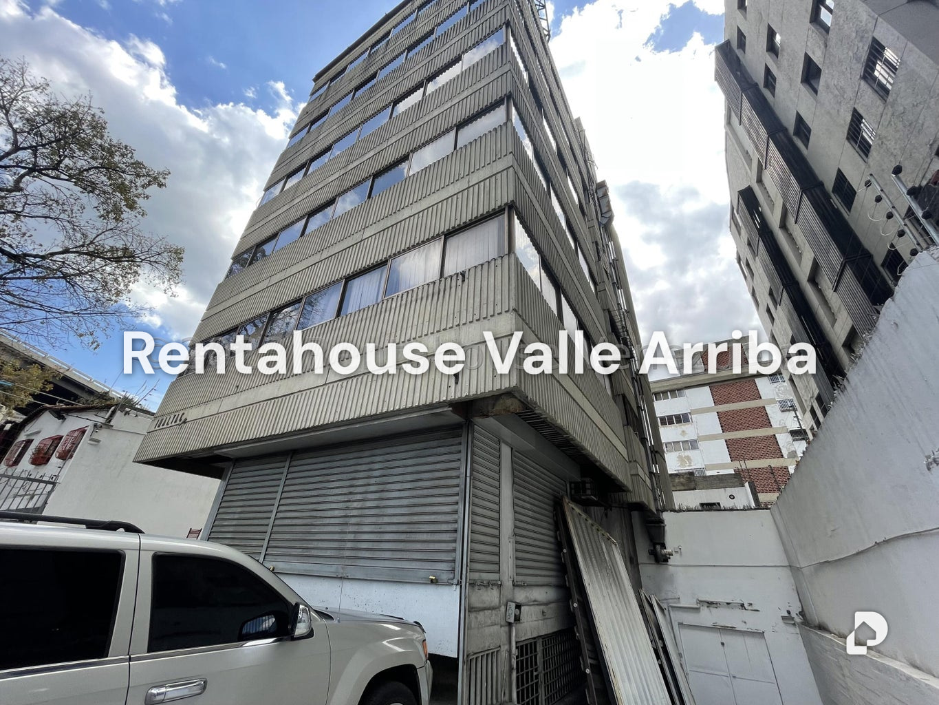 Edificio en Colinas de Bello Monte, Caracas – 1