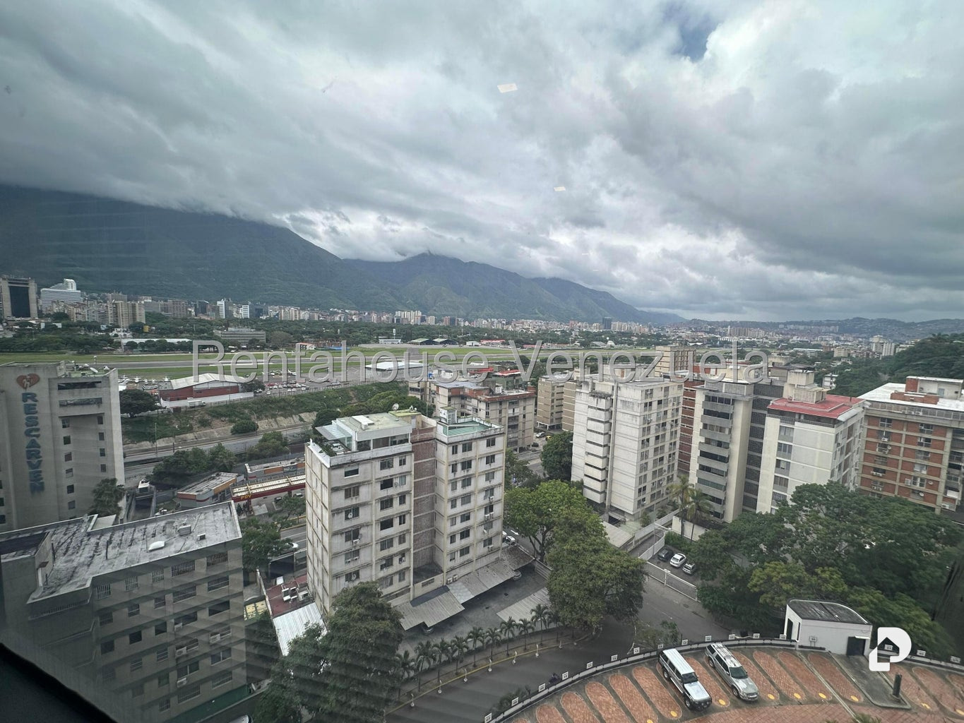 Oficina en Chuao, Caracas – 15