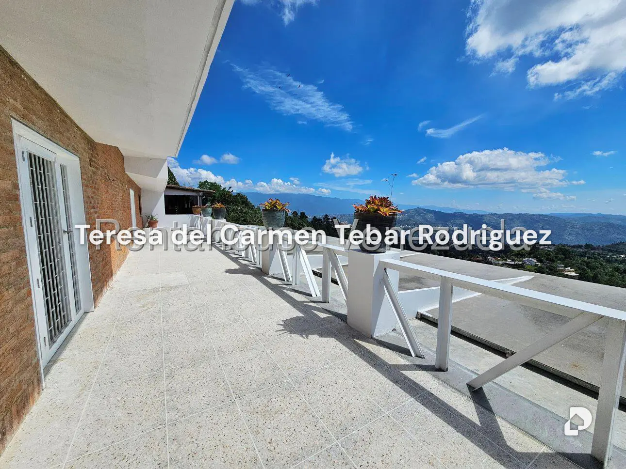 House in La Lagunita Country Club, Caracas – 34