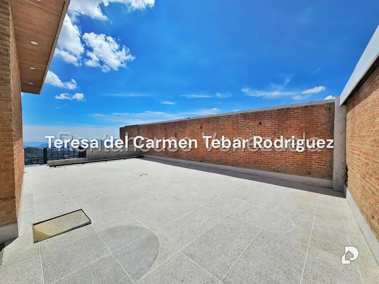 House in La Lagunita Country Club, Caracas – 75