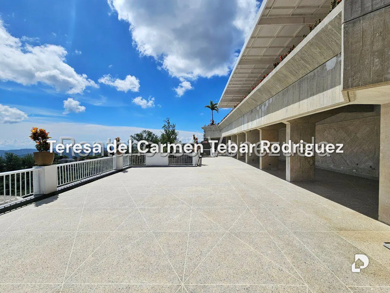 House in La Lagunita Country Club, Caracas – 45