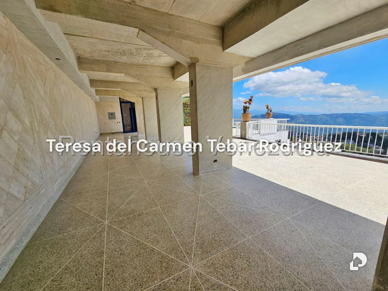 House in La Lagunita Country Club, Caracas – 54