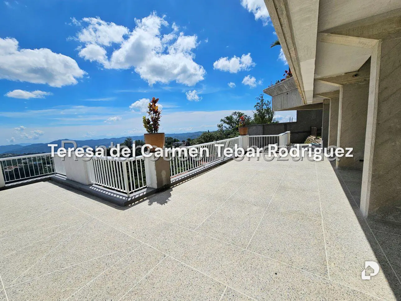 House in La Lagunita Country Club, Caracas – 53