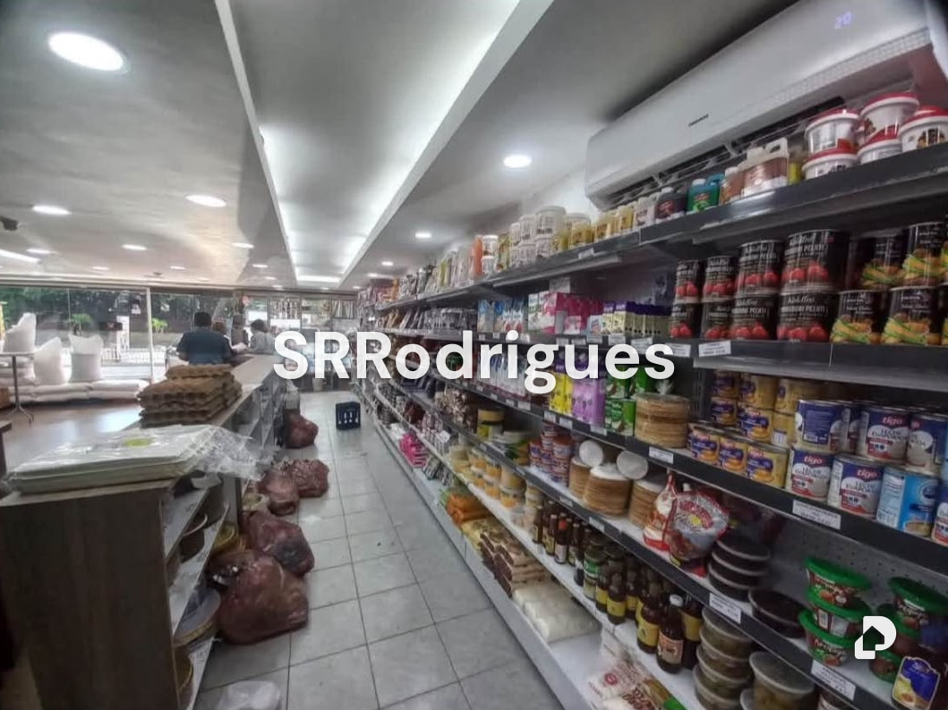 Local comercial en La Urbina, Caracas – 5