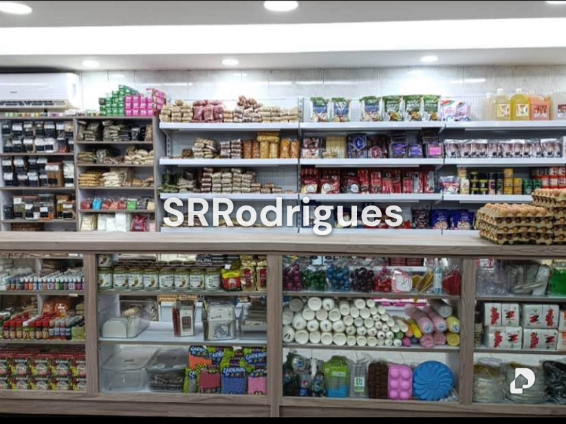 Local comercial en La Urbina, Caracas – 4