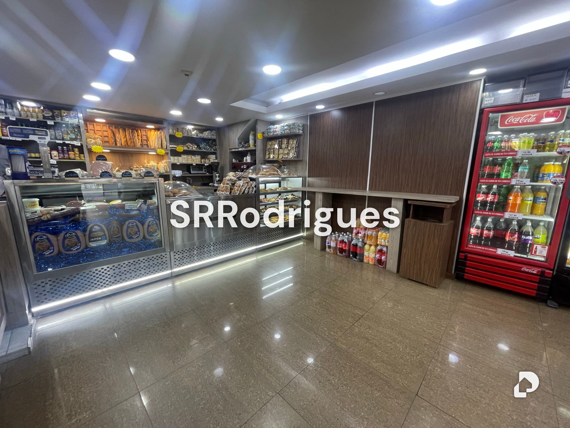 Local comercial en La Urbina, Caracas – 6
