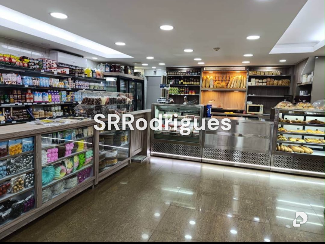 Local comercial en La Urbina, Caracas – 1