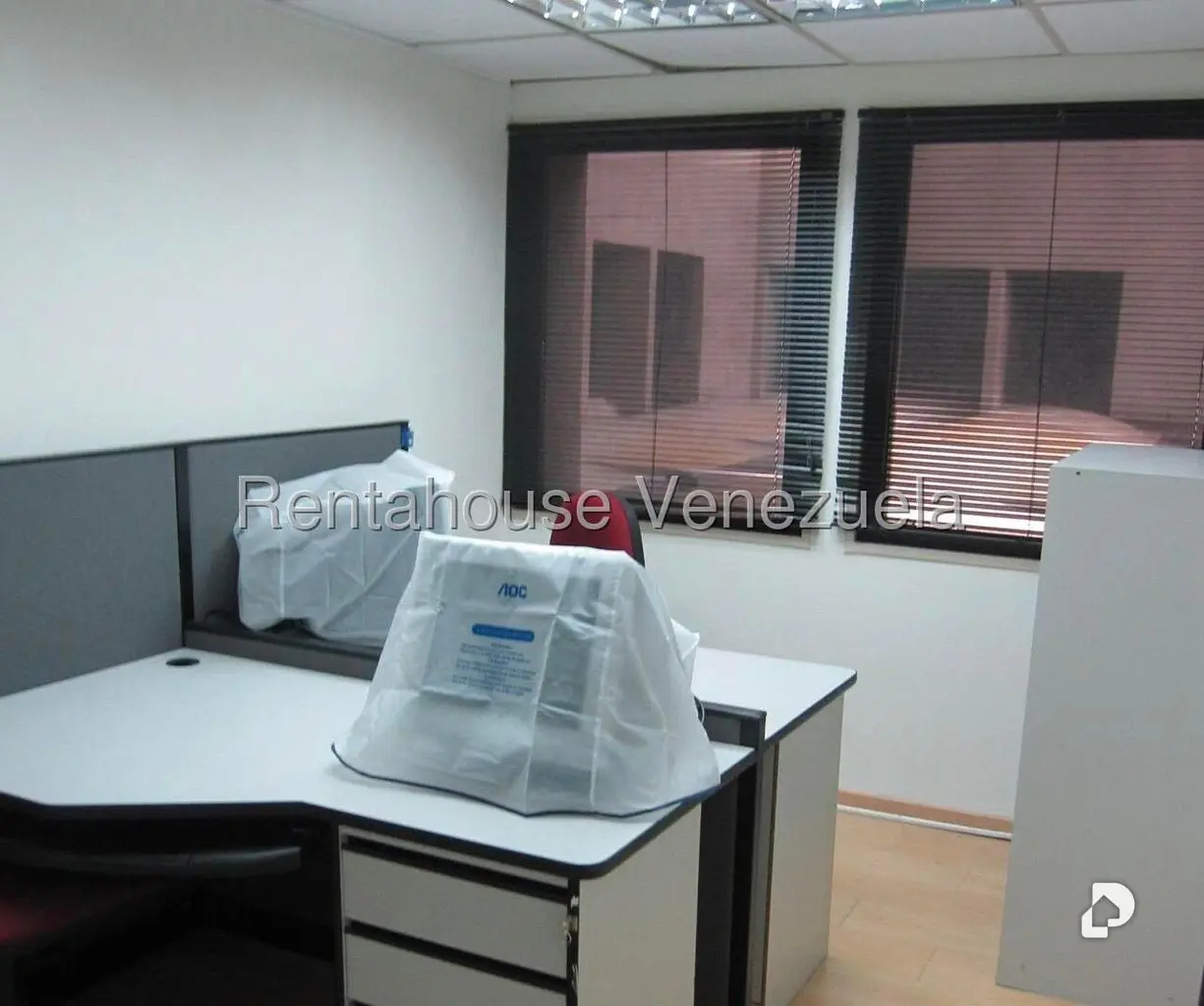 Oficina en Chacao, Caracas – 8