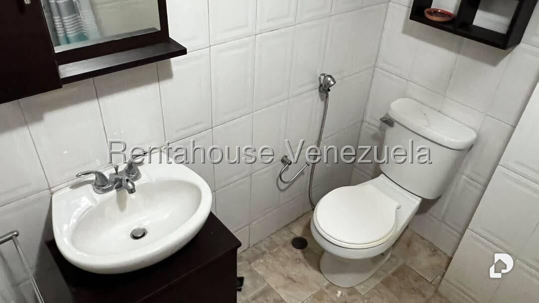 Apartamento en Terrazas de Guaicoco, Caracas – 12