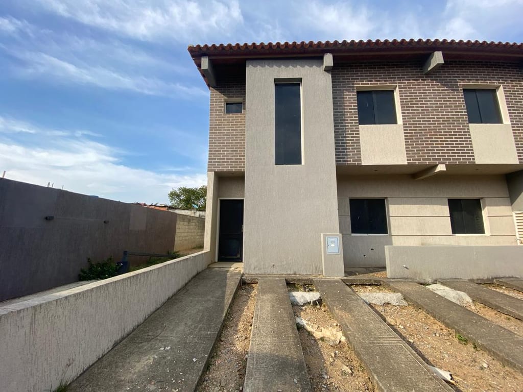 Casa en La Mora, Cabudare - 1