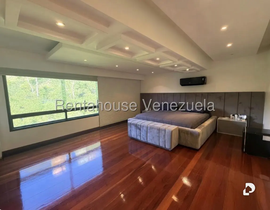 Apartamento en Lomas de La Lagunita, Caracas – 12