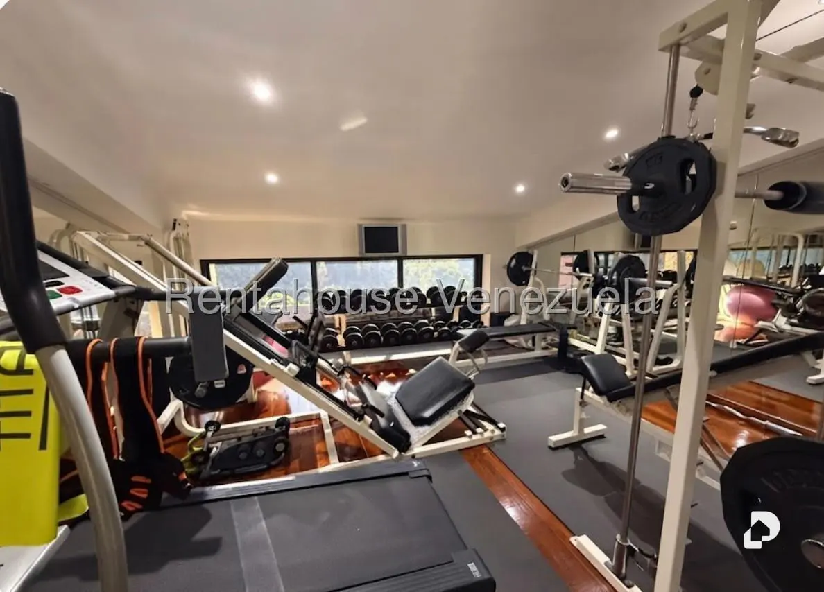 Apartamento en Lomas de La Lagunita, Caracas – 28