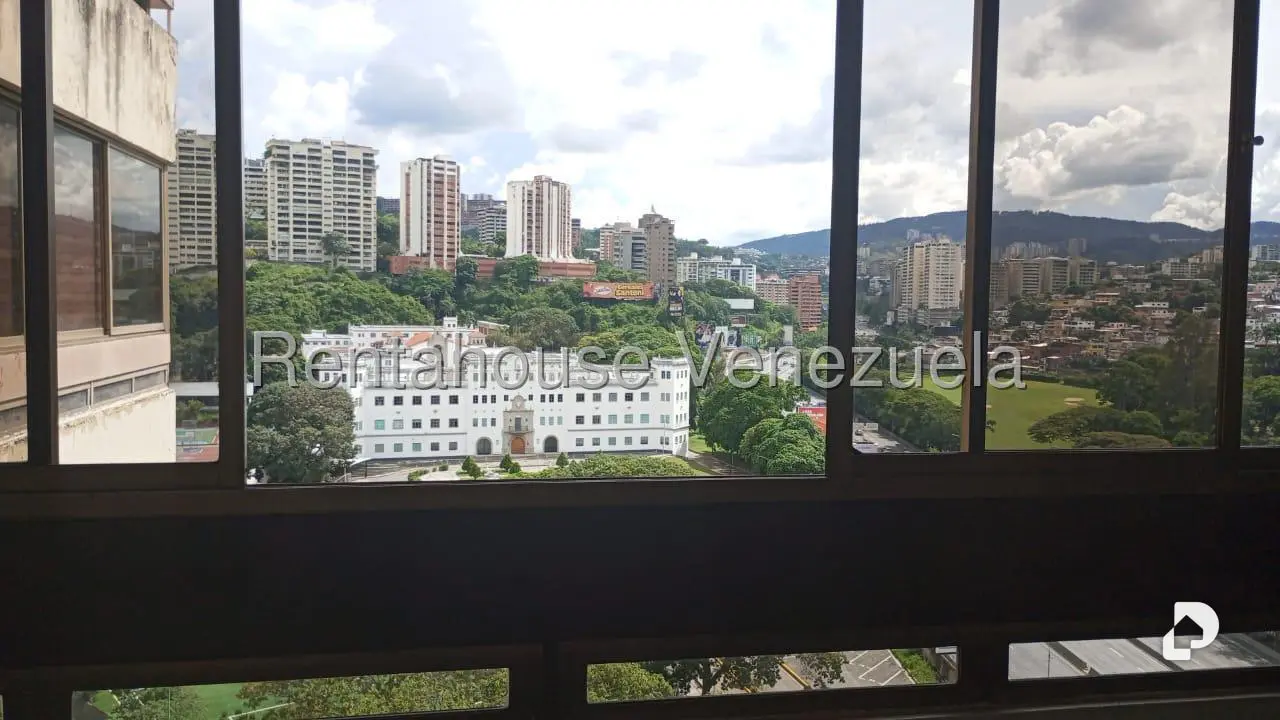 Apartamento en Santa Rosa de Lima, Caracas – 16
