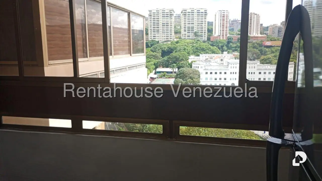 Apartamento en Santa Rosa de Lima, Caracas – 17