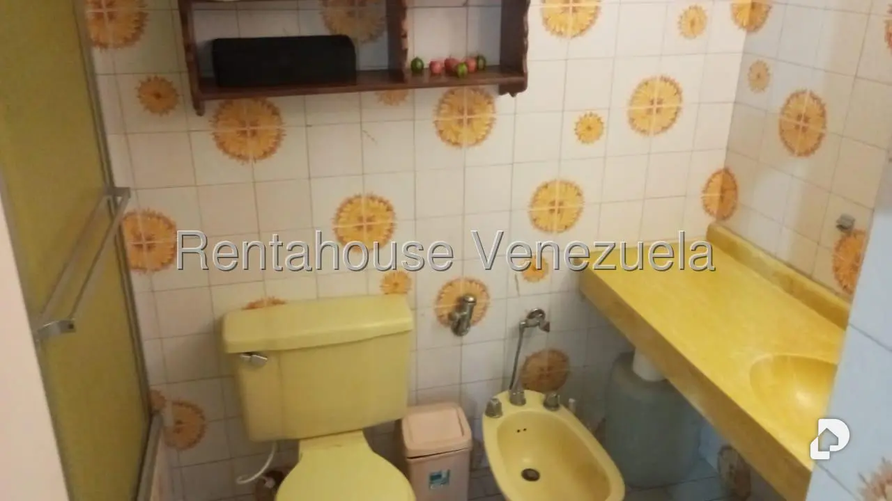Apartamento en Santa Rosa de Lima, Caracas – 30