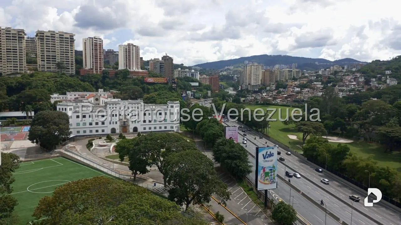Apartamento en Santa Rosa de Lima, Caracas – 3