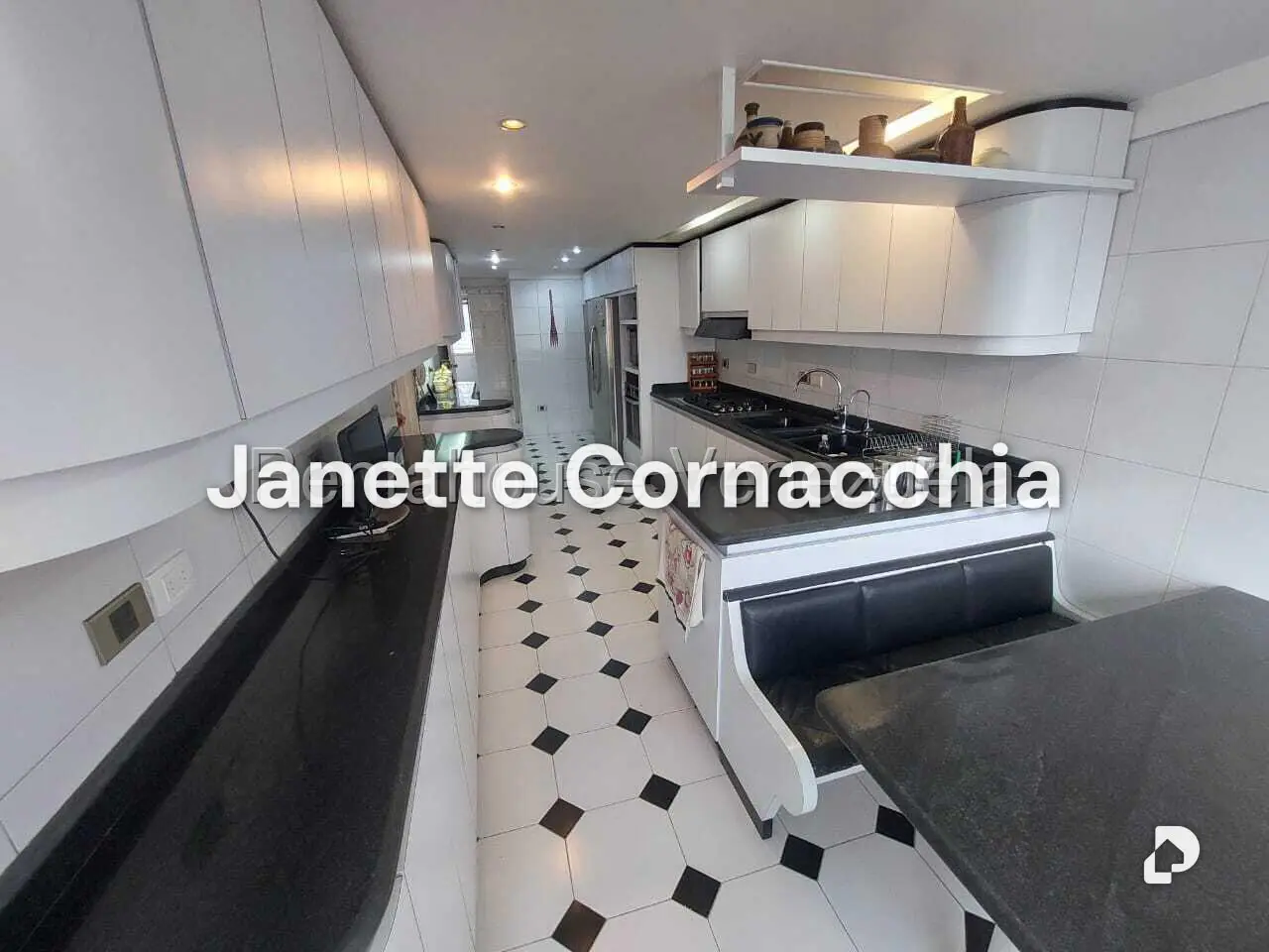 Apartamento en Los Naranjos (del Cafetal), Caracas – 16