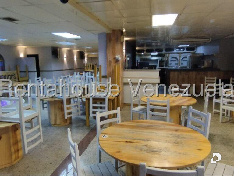 Local comercial en La Urbina, Caracas – 2