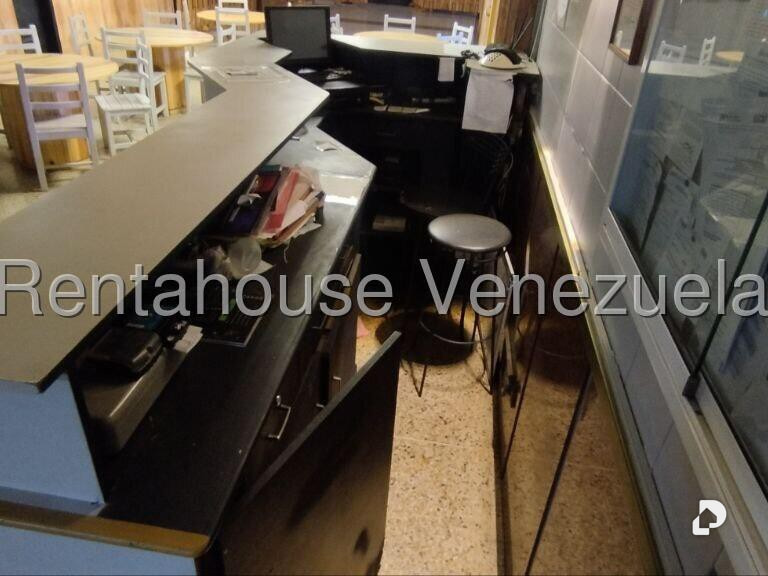 Local comercial en La Urbina, Caracas – 3