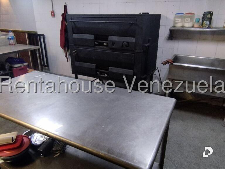 Local comercial en La Urbina, Caracas – 5