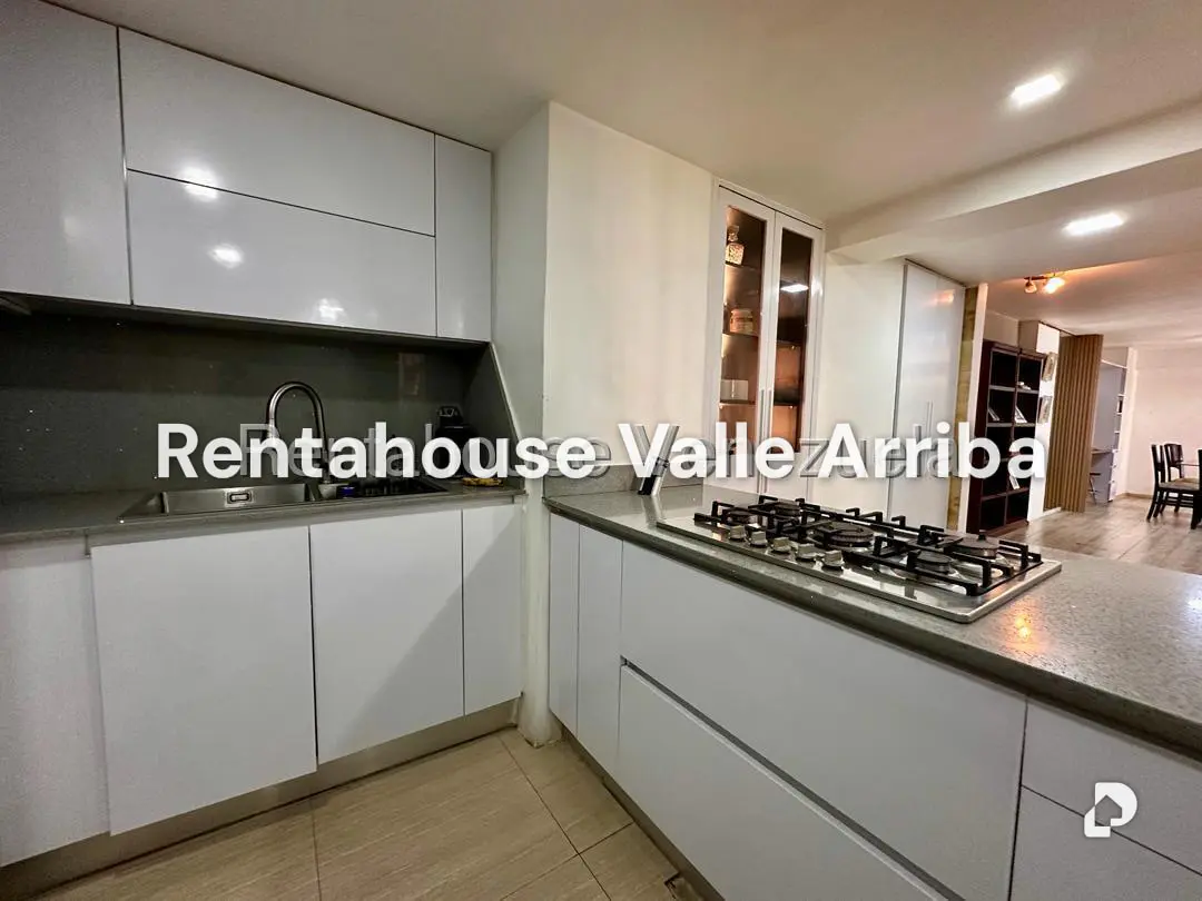 Apartamento en Santa Fe Sur, Caracas – 15