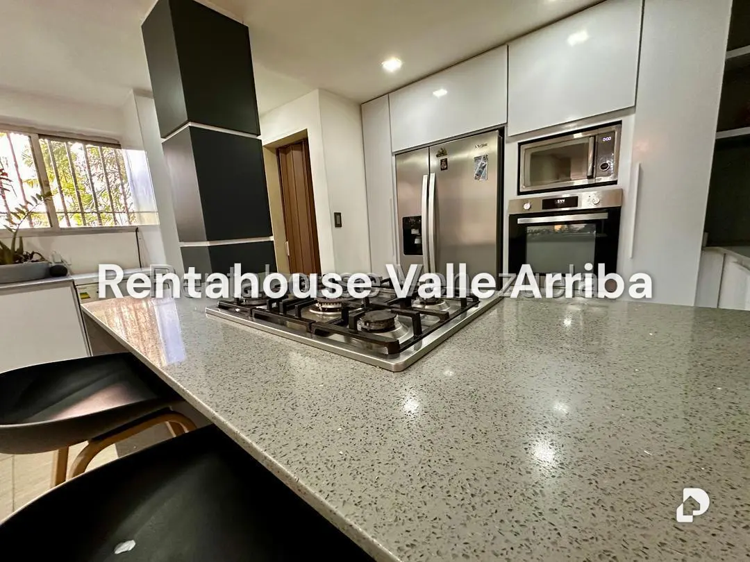 Apartamento en Santa Fe Sur, Caracas – 13