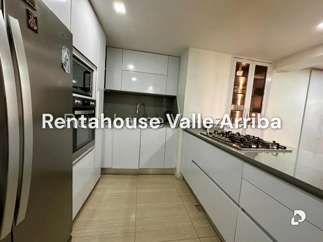 Apartamento en Santa Fe Sur, Caracas – 14