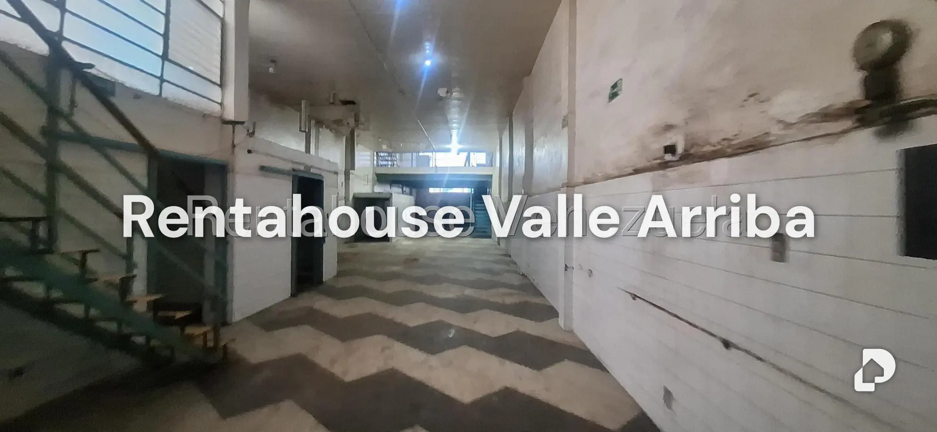 Commercial space in Quinta Crespo, Caracas – 4