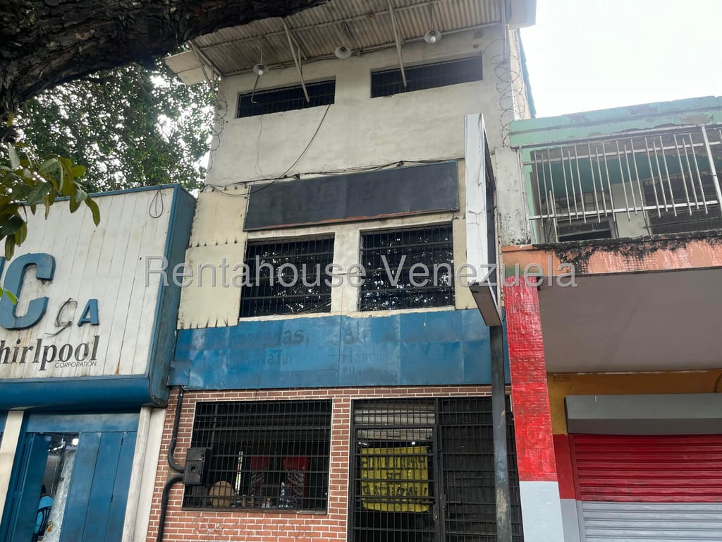 Local comercial en Avenida Bolivar Norte, Valencia - 1