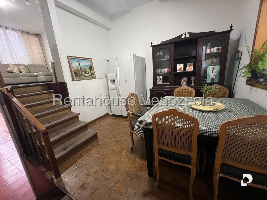 Casa en San Bernardino, Caracas – 17