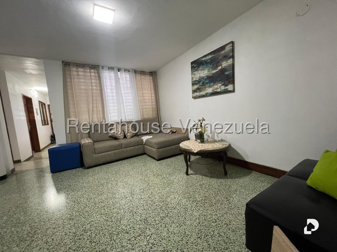 Casa en San Bernardino, Caracas – 19