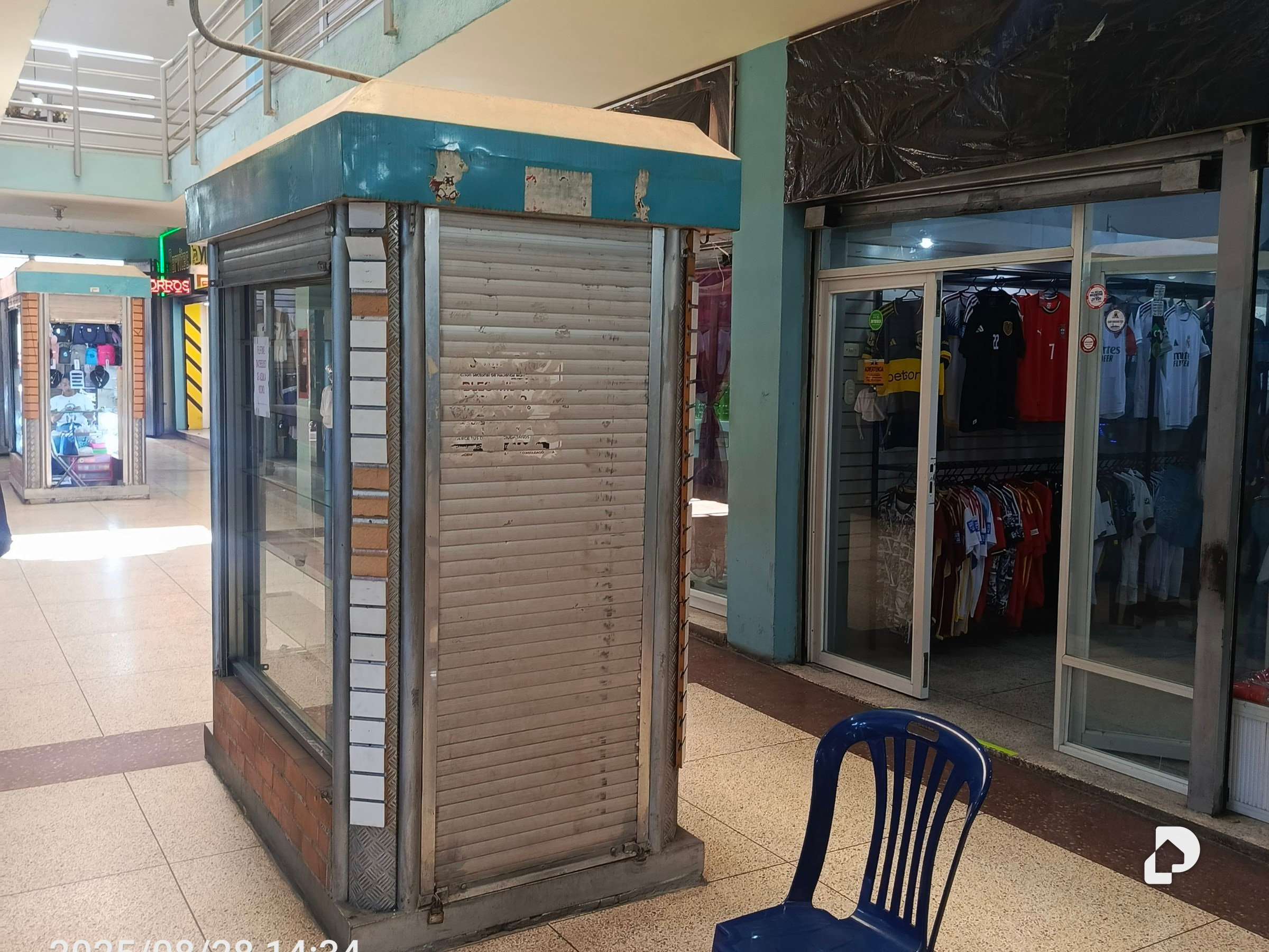 Local comercial en Parroquia Capital La Victoria, La Victoria – 4
