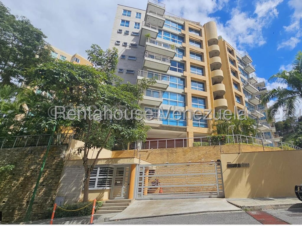 Apartamento en Las Mesetas de Santa Rosa de Lima, Caracas - 1
