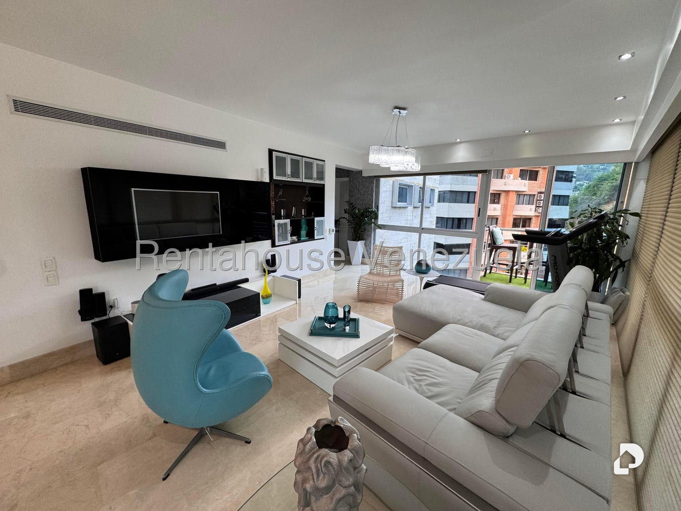 Apartamento en Las Mesetas de Santa Rosa de Lima, Caracas – 5
