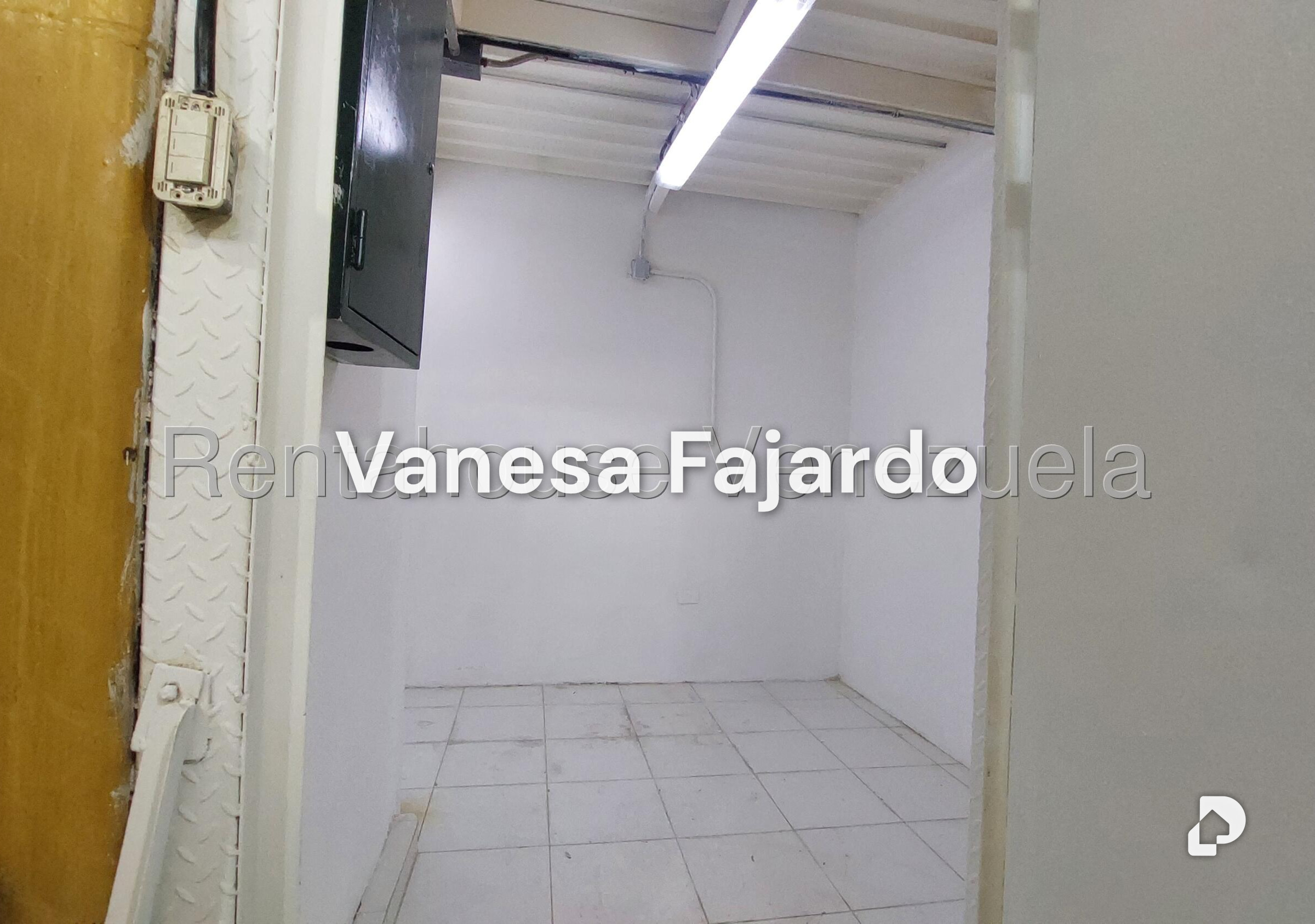 Galpón en Prado de María, Caracas – 22