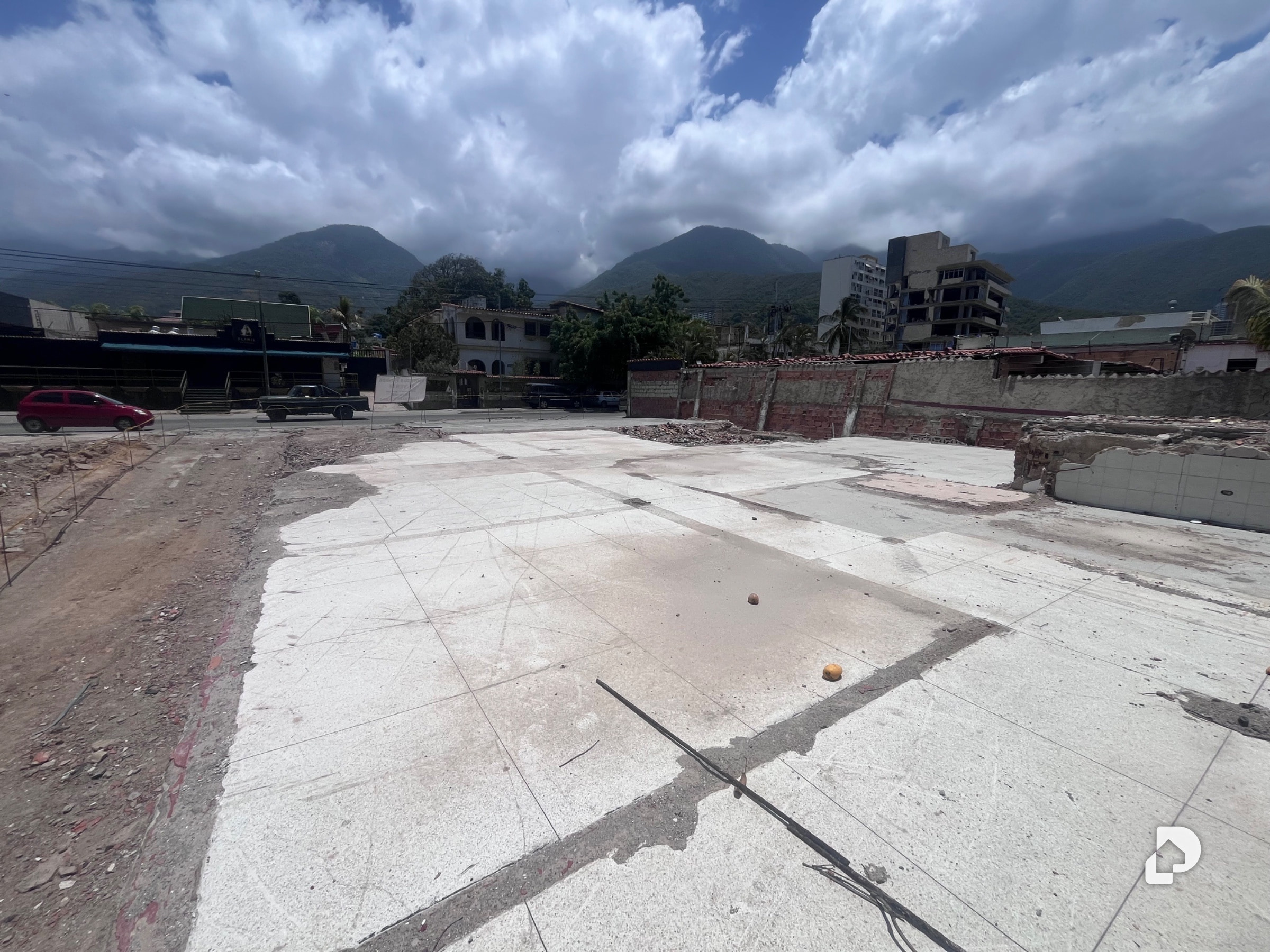 Terreno en Los Corales, Caraballeda – 5