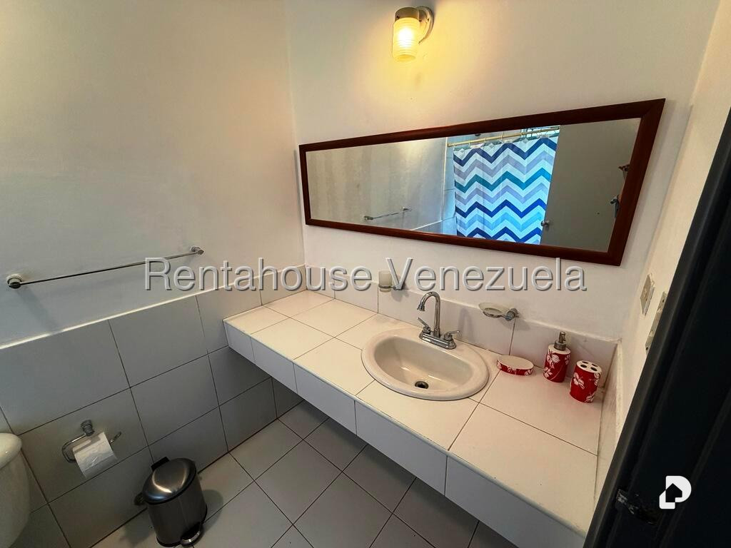 Commercial space in Valle Arriba, Caracas – 14