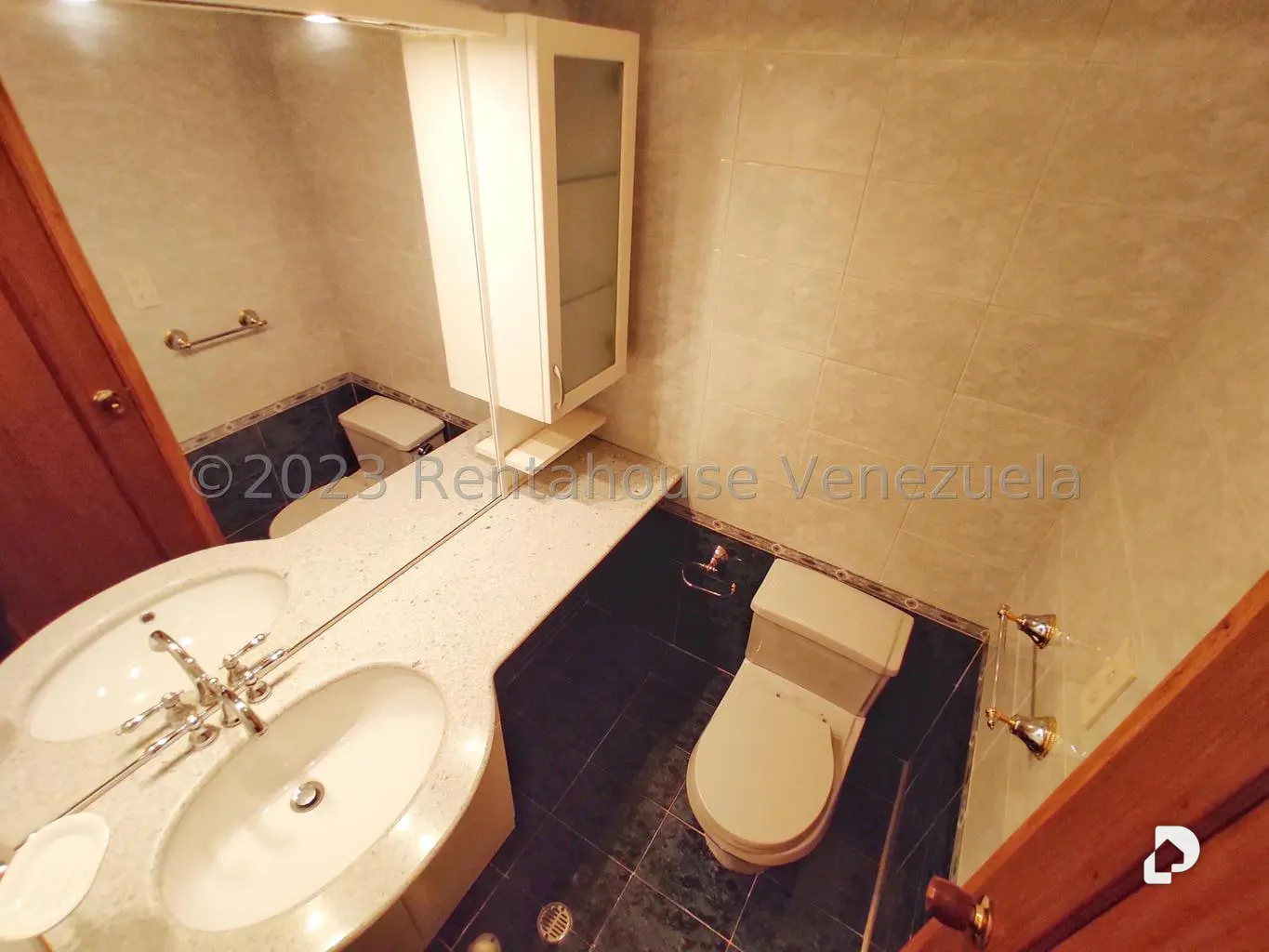 Apartamento en Miranda, Caracas – 28