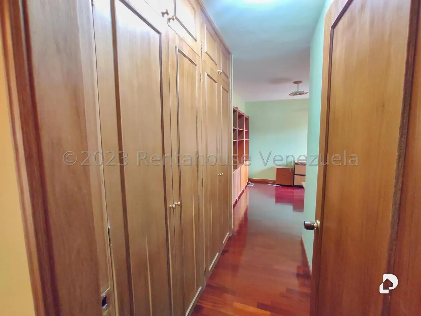 Apartamento en Miranda, Caracas – 25