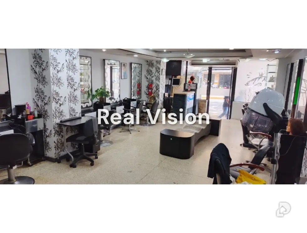 Local comercial en Av. Urdaneta, Caracas – 2