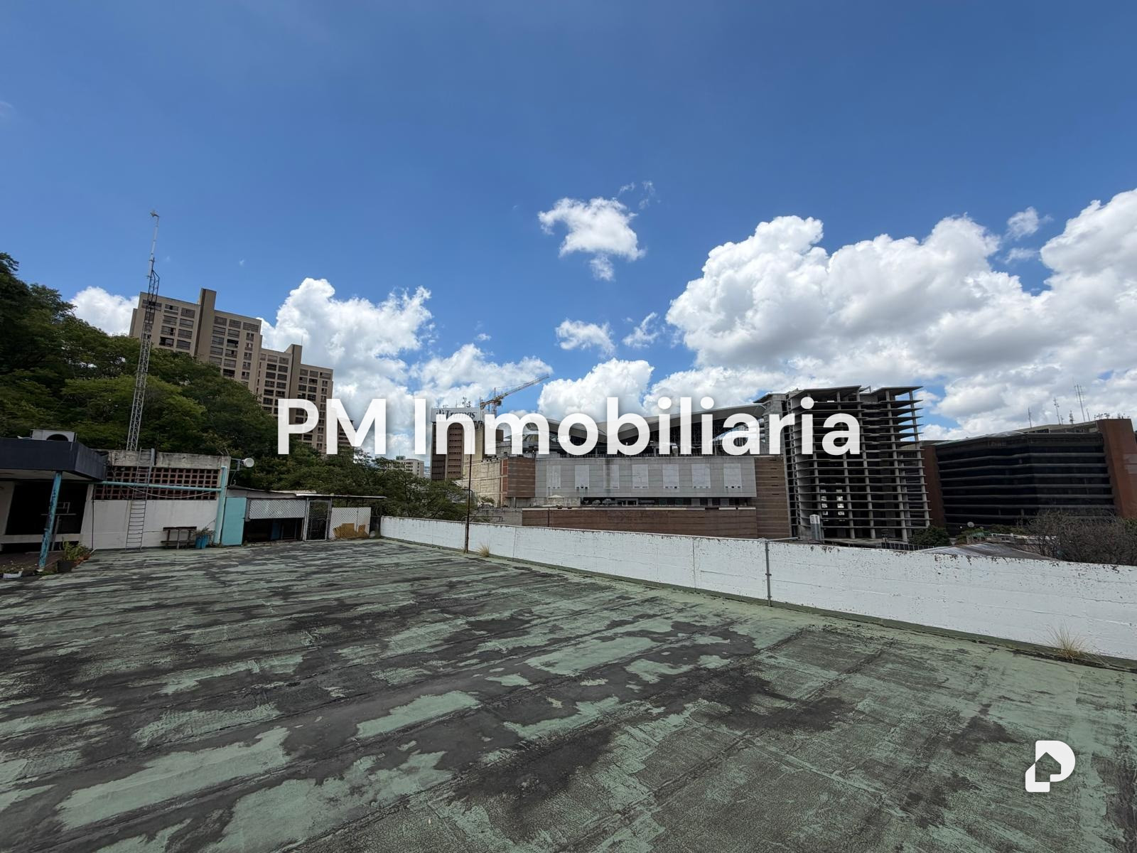 Edificio en Boleíta Norte, Caracas – 13