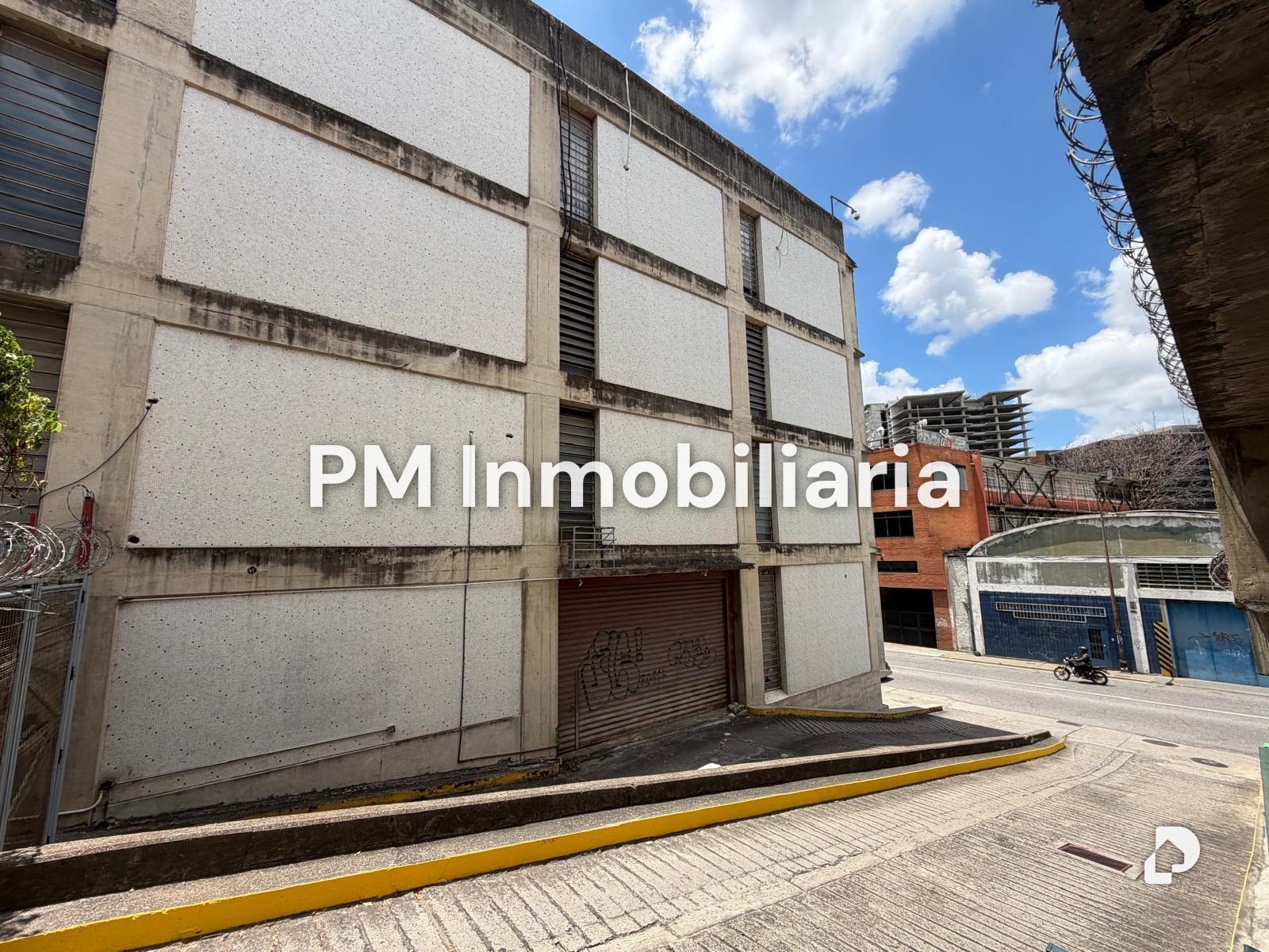Edificio en Boleíta Norte, Caracas – 14